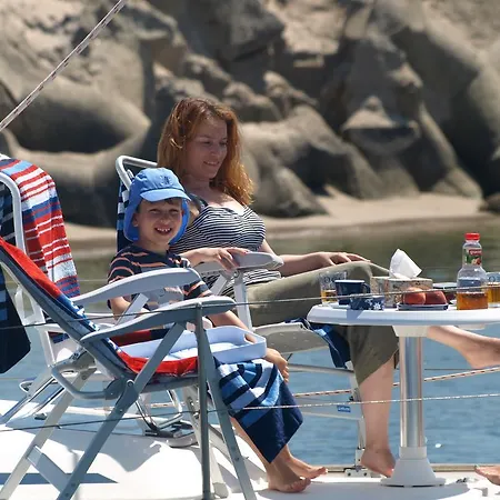 Sunny Yachting מנגליה