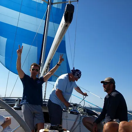 ספינת מלון Sunny Yachting